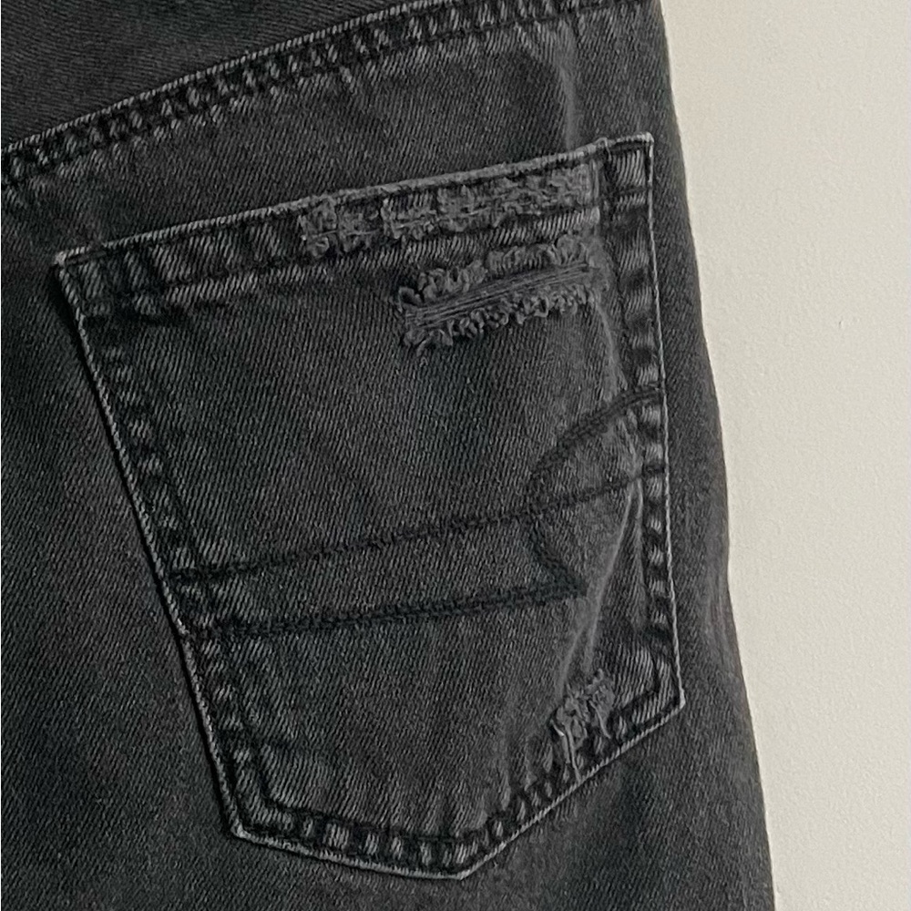 American Eagle Outfitters Black Distressed Denim Mini Skirt Size 0 - Picture 4 of 6